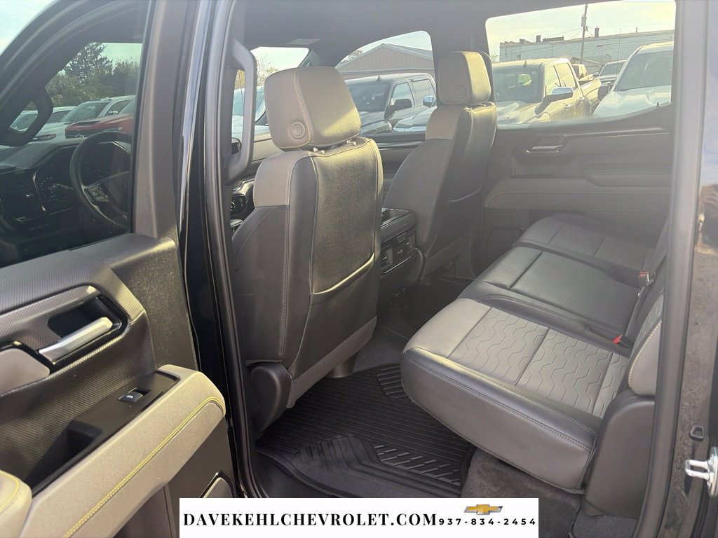 Used 2025 Chevrolet Silverado 1500 ZR2 w/ Technology Package AWD/4WD image 24