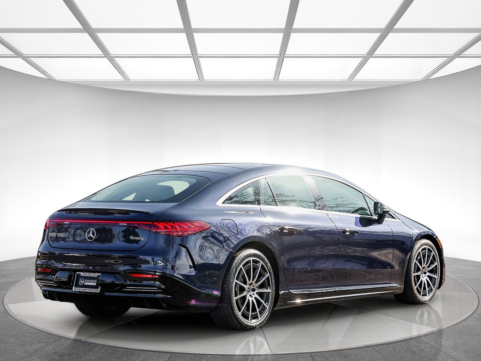 Used 2022 Mercedes-Benz EQS 580 4MATIC Sedan image 4