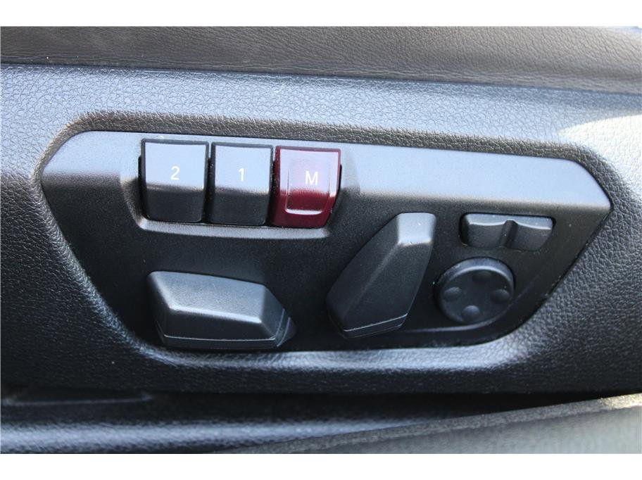 Used 2015 BMW M4 Coupe w/ Executive Package RWD image 13