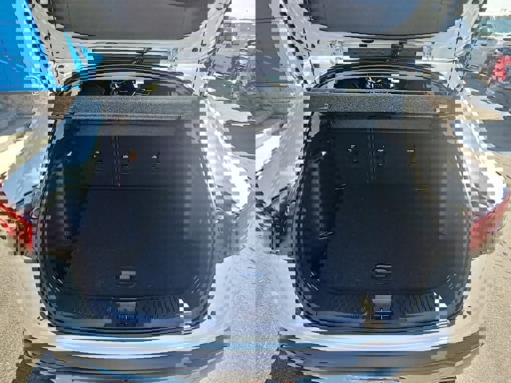 New 2026 Chevrolet Trax ACTIV w/ Driver Confidence Package image 12