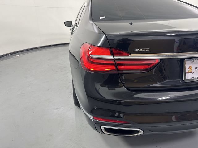 Used 2016 BMW 750i xDrive AWD/4WD image 31