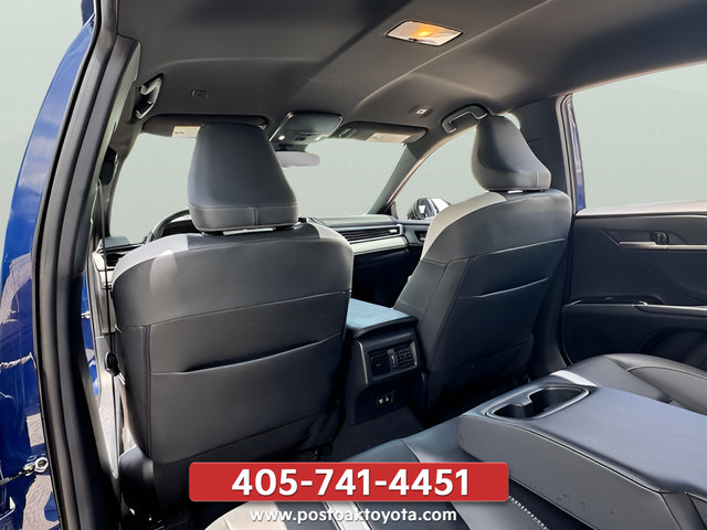 Used 2025 Toyota Camry SE FWD image 14