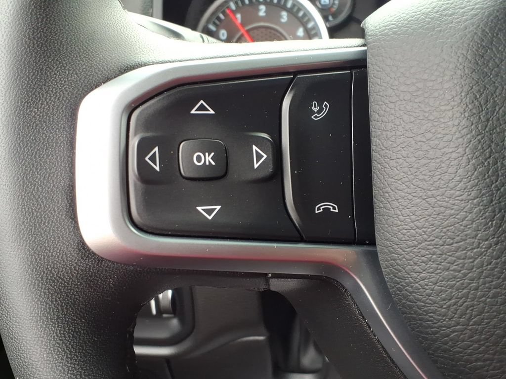 Used 2025 RAM 1500 Big Horn AWD/4WD image 16