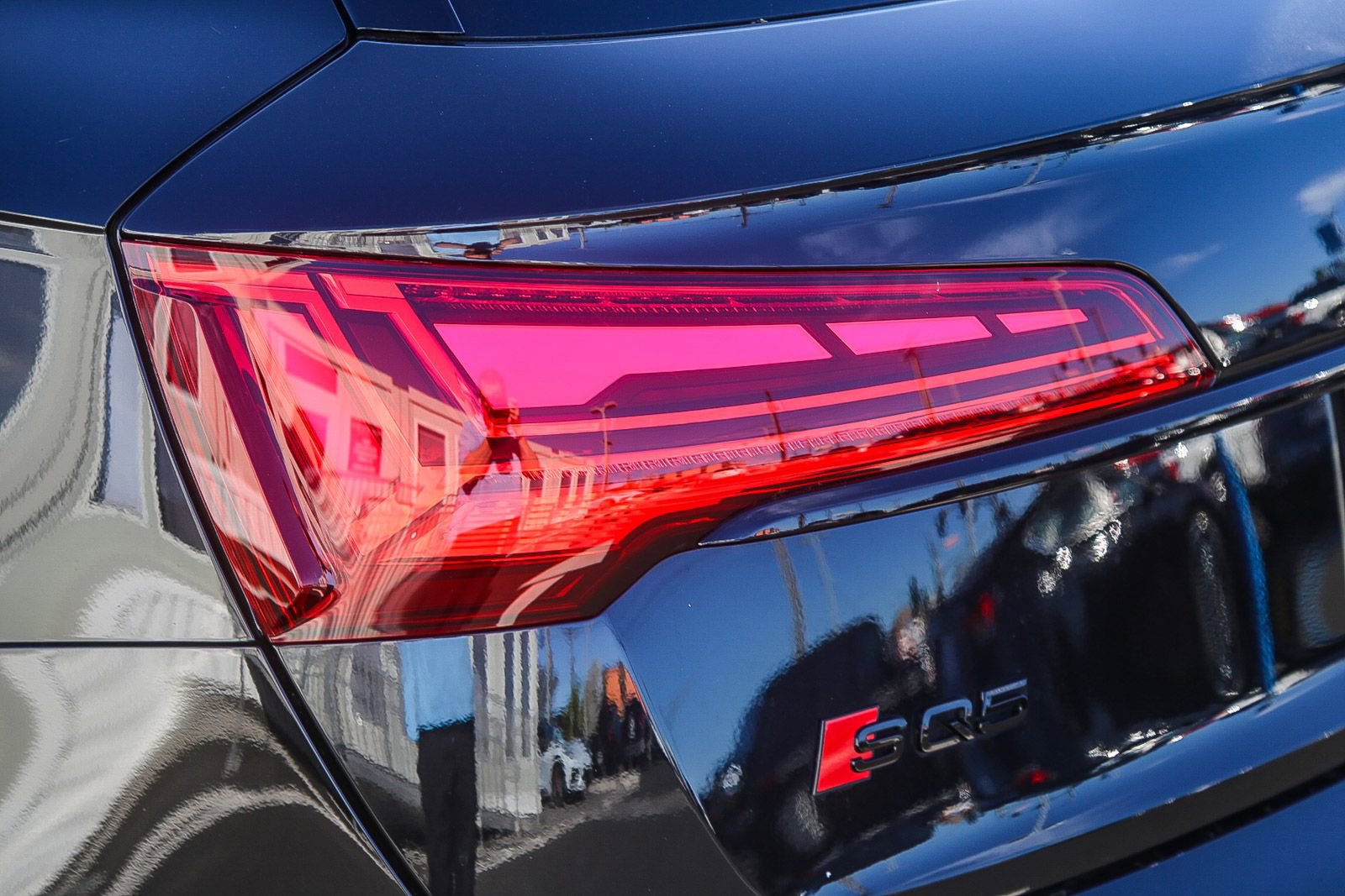 Used 2025 Audi SQ5 Premium Plus image 8