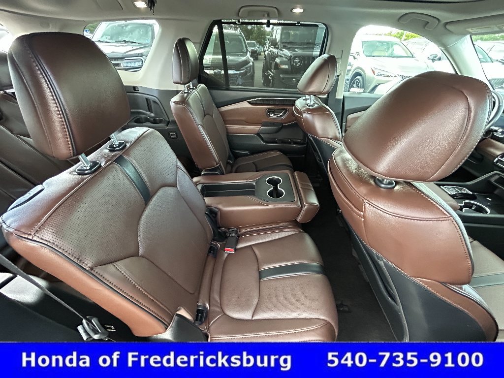 Used 2024 Honda Pilot Elite image 31