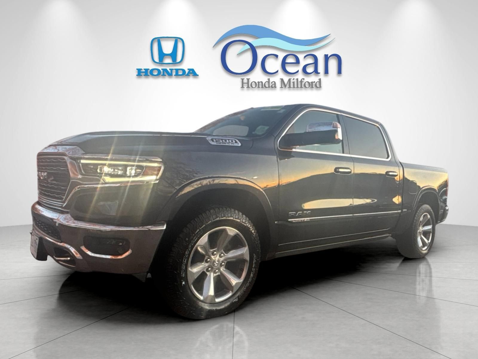 Used 2020 RAM 1500 Limited image 7