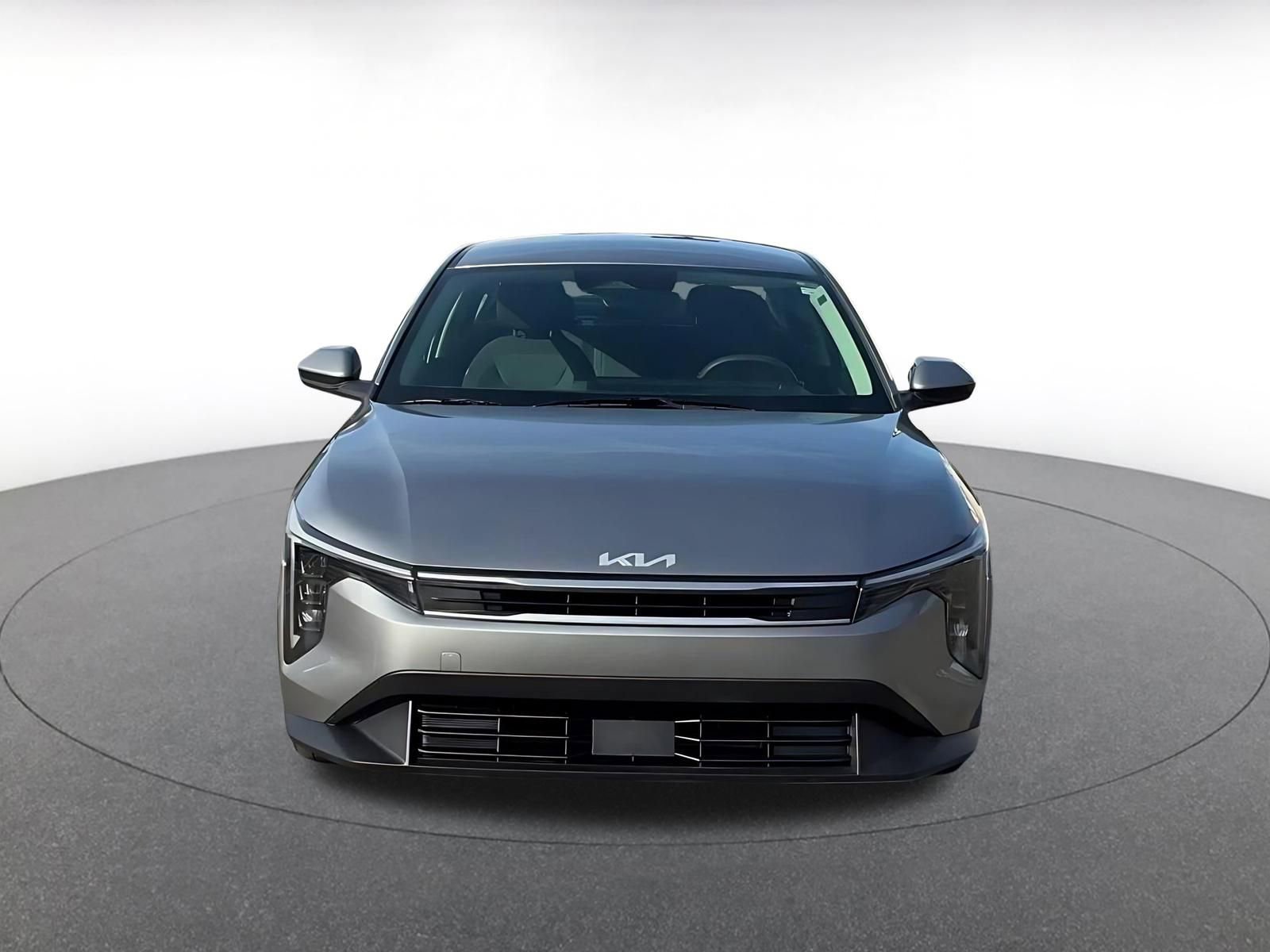 Used 2025 Kia K4 LXS image 4