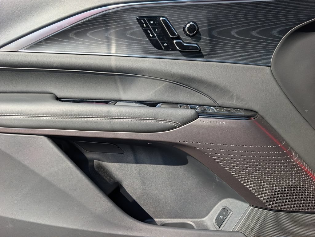 New 2026 Cadillac Lyriq Sport AWD/4WD image 15