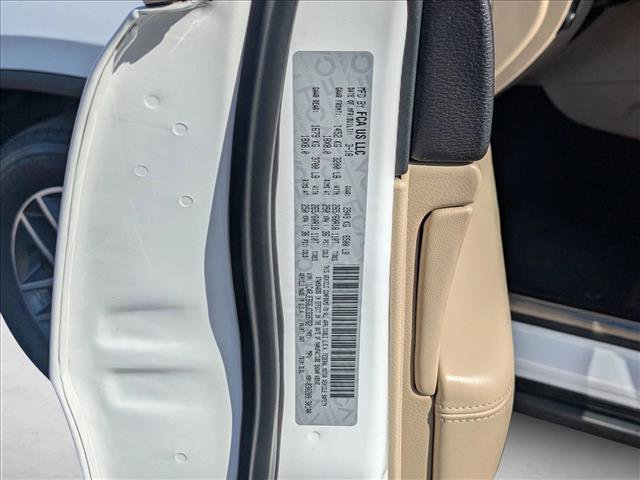 Used 2018 Jeep Grand Cherokee Limited w/ Luxury Group II image 24