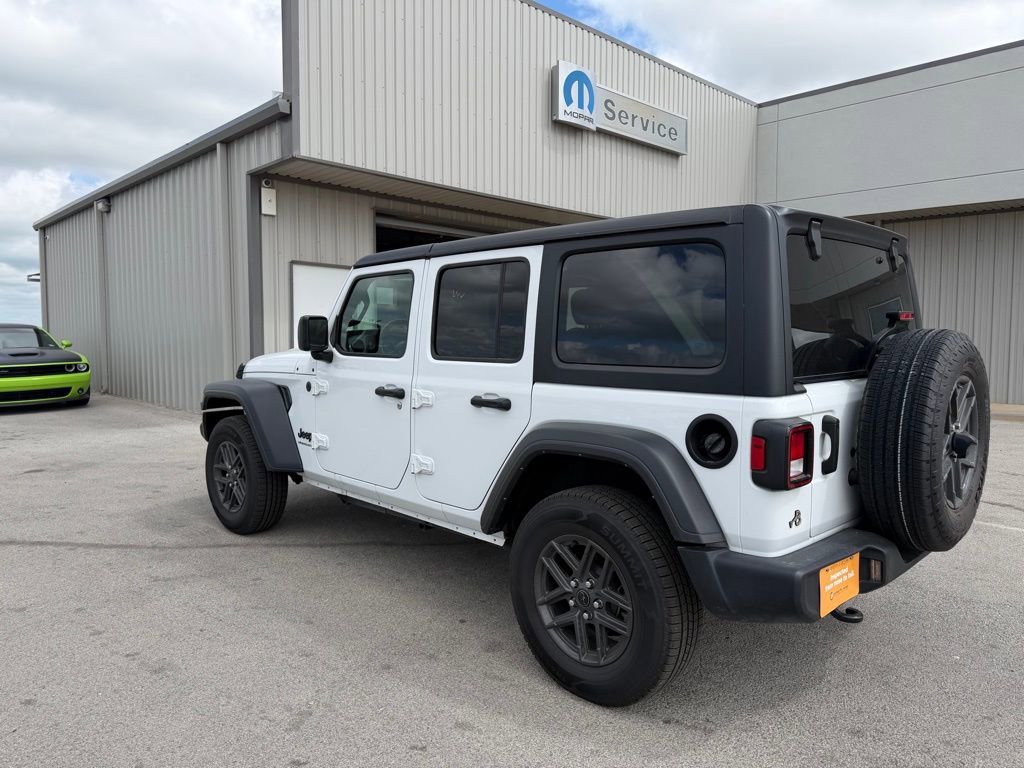 Used 2024 Jeep Wrangler Sport S image 3