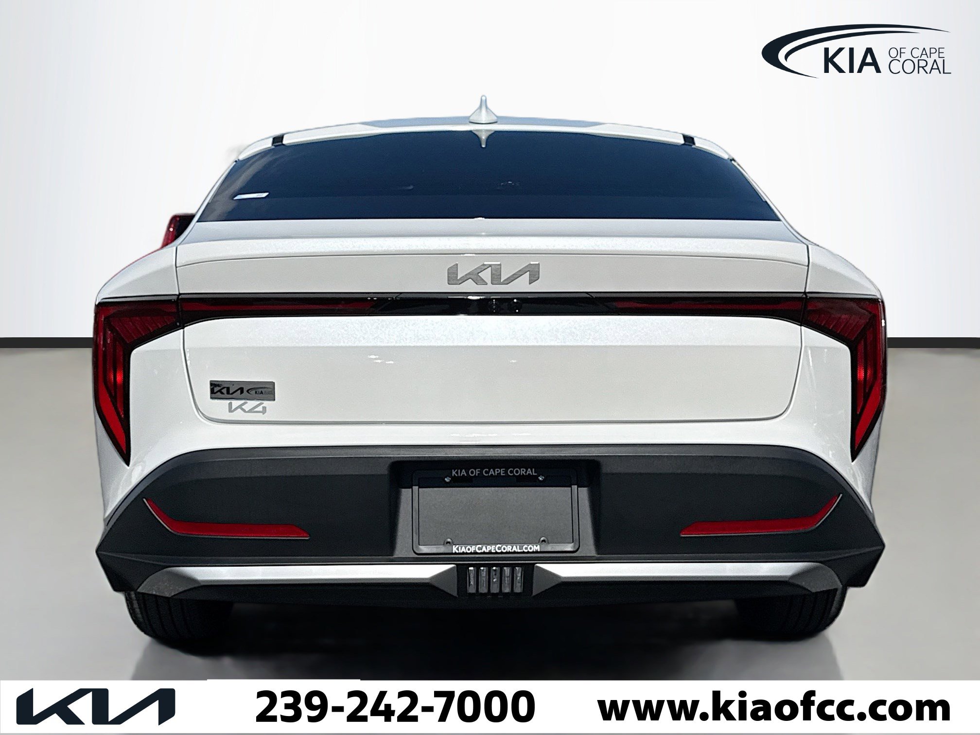 Used 2025 Kia K4 LXS image 4