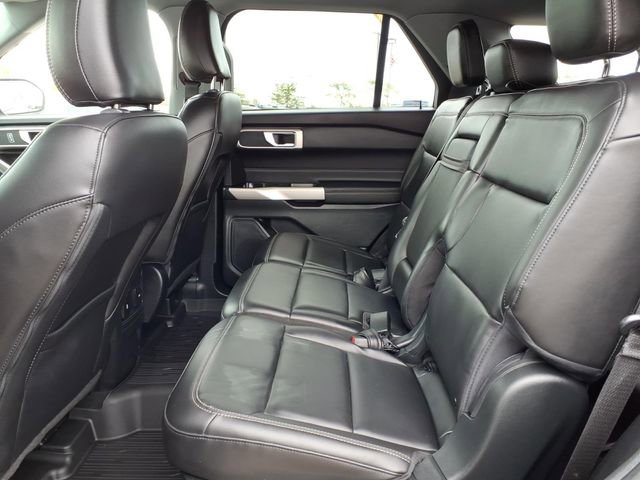 Certified 2023 Ford Explorer XLT w/ Equipment Group 202A AWD/4WD image 6