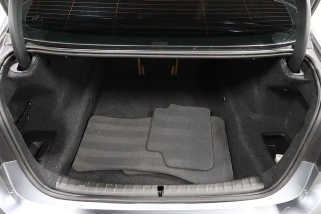 Used 2019 BMW 540i w/ Executive Package RWD image 18