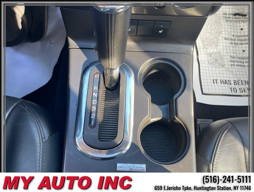 Used 2010 Ford Explorer XLT AWD/4WD image 17