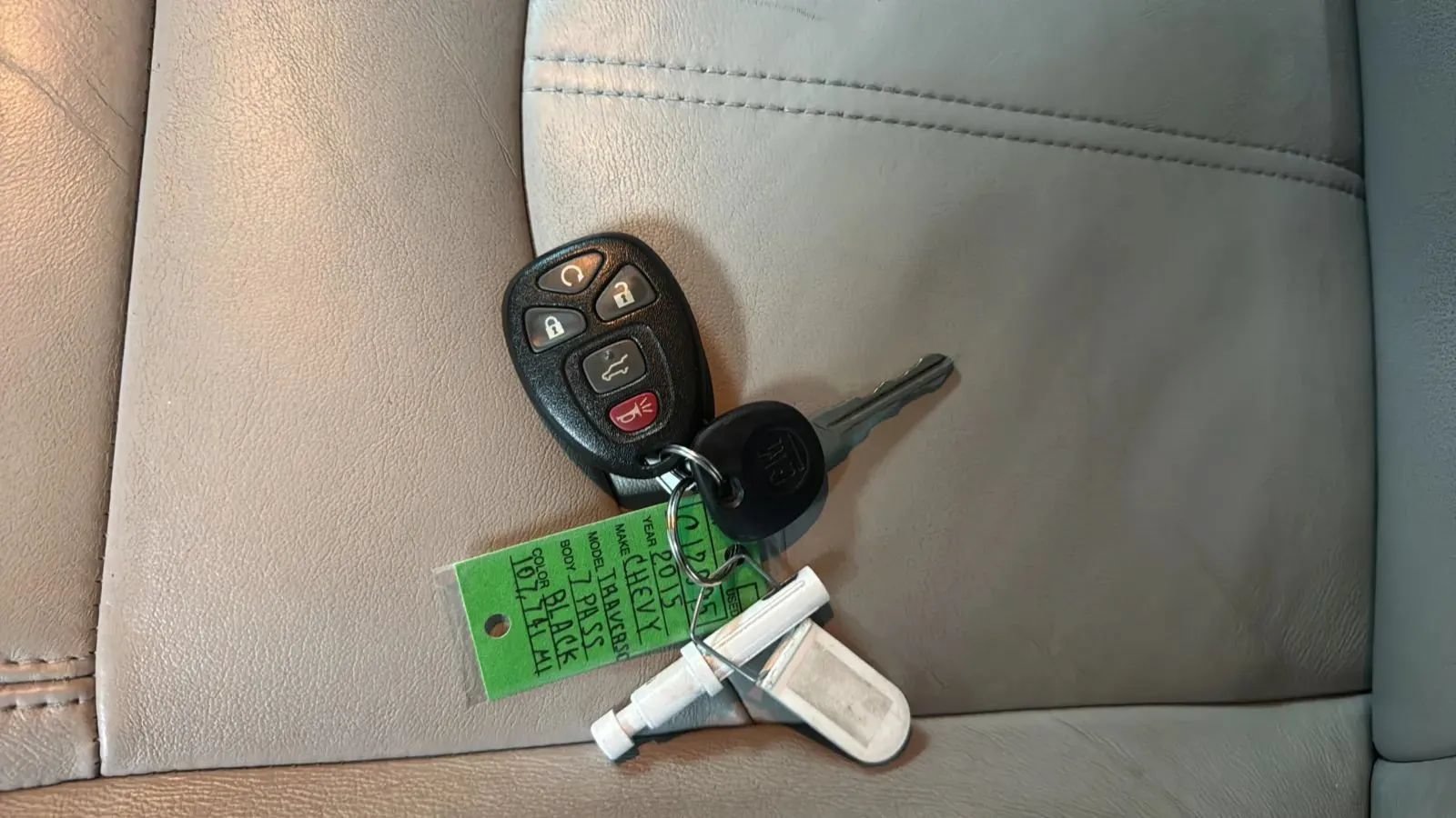 Used 2015 Chevrolet Traverse LT FWD image 33