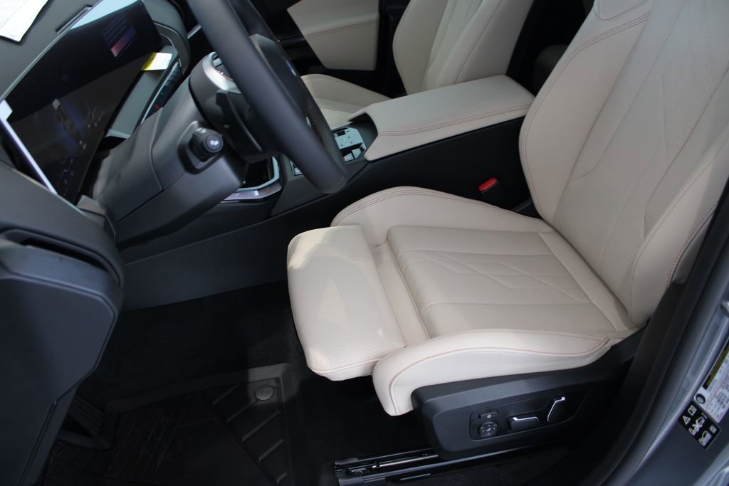 New 2026 BMW X3 xDrive30 w/ Premium Package AWD/4WD image 9