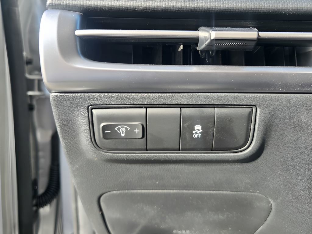 New 2026 Hyundai Tucson SE image 18