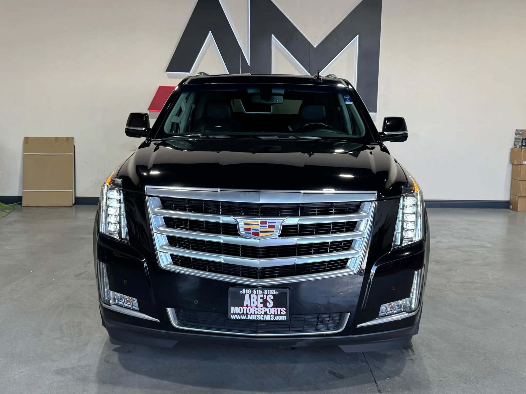 Used 2020 Cadillac Escalade ESV 2WD image 2