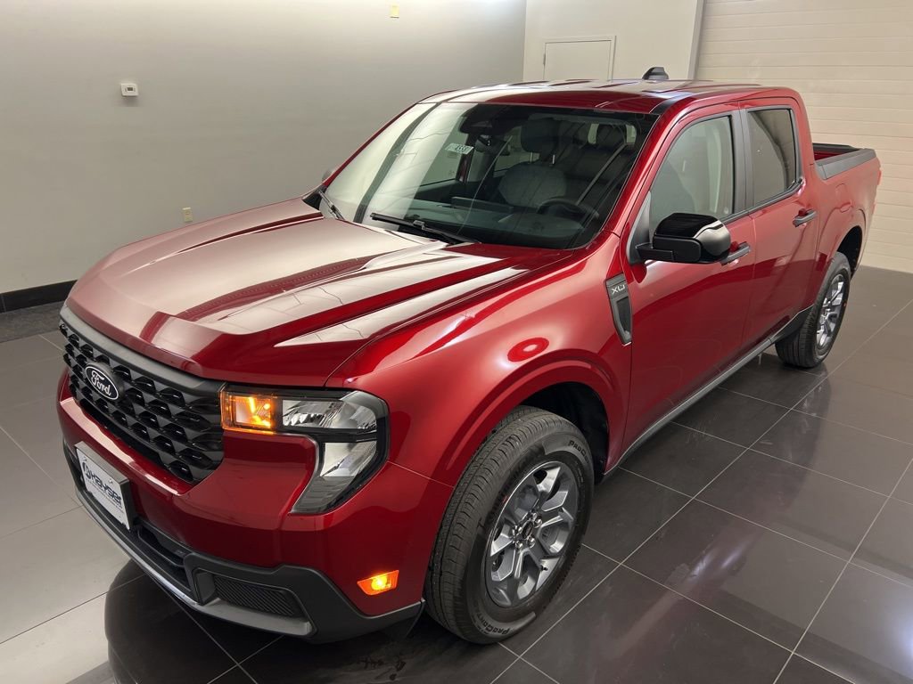 New 2025 Ford Maverick XLT w/ Equipment Group 301A image 3