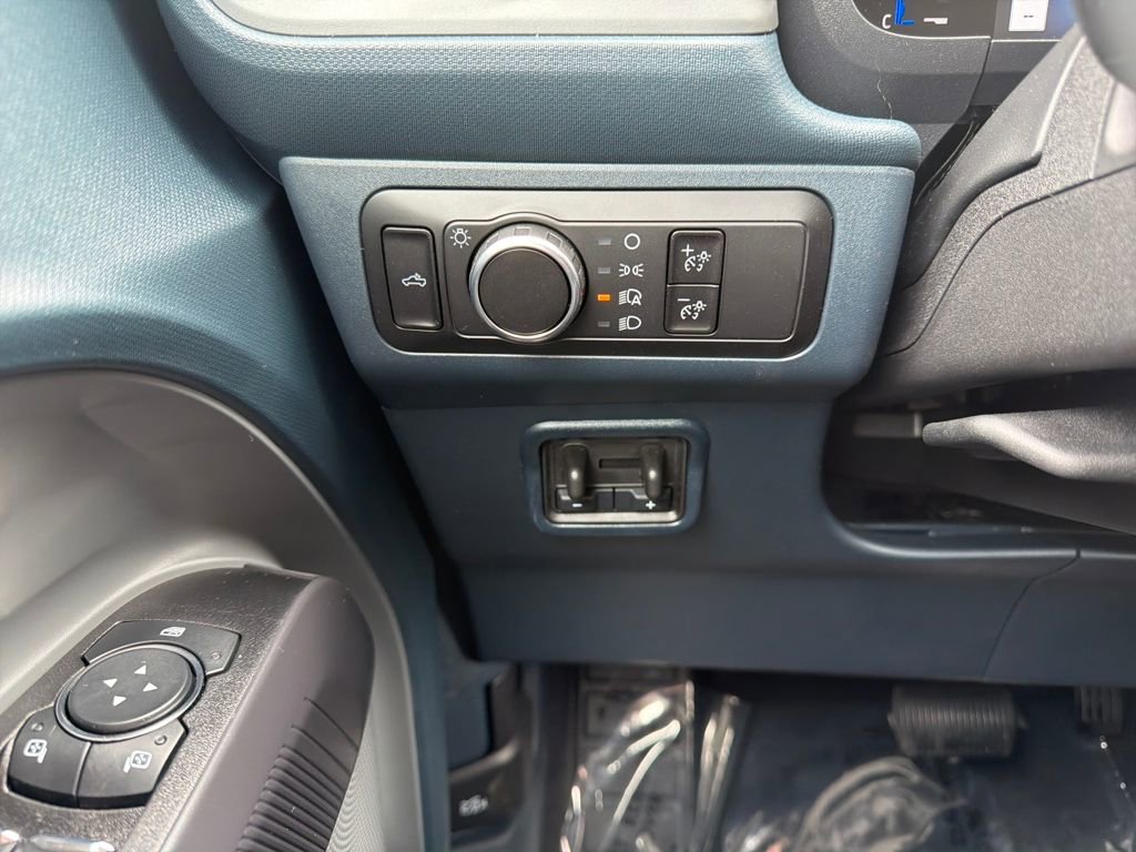 New 2026 Ford Maverick Lariat w/ Black Appearance Package AWD/4WD image 23