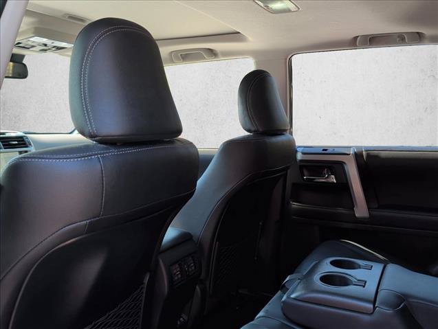 Used 2022 Toyota 4Runner Limited AWD/4WD image 21