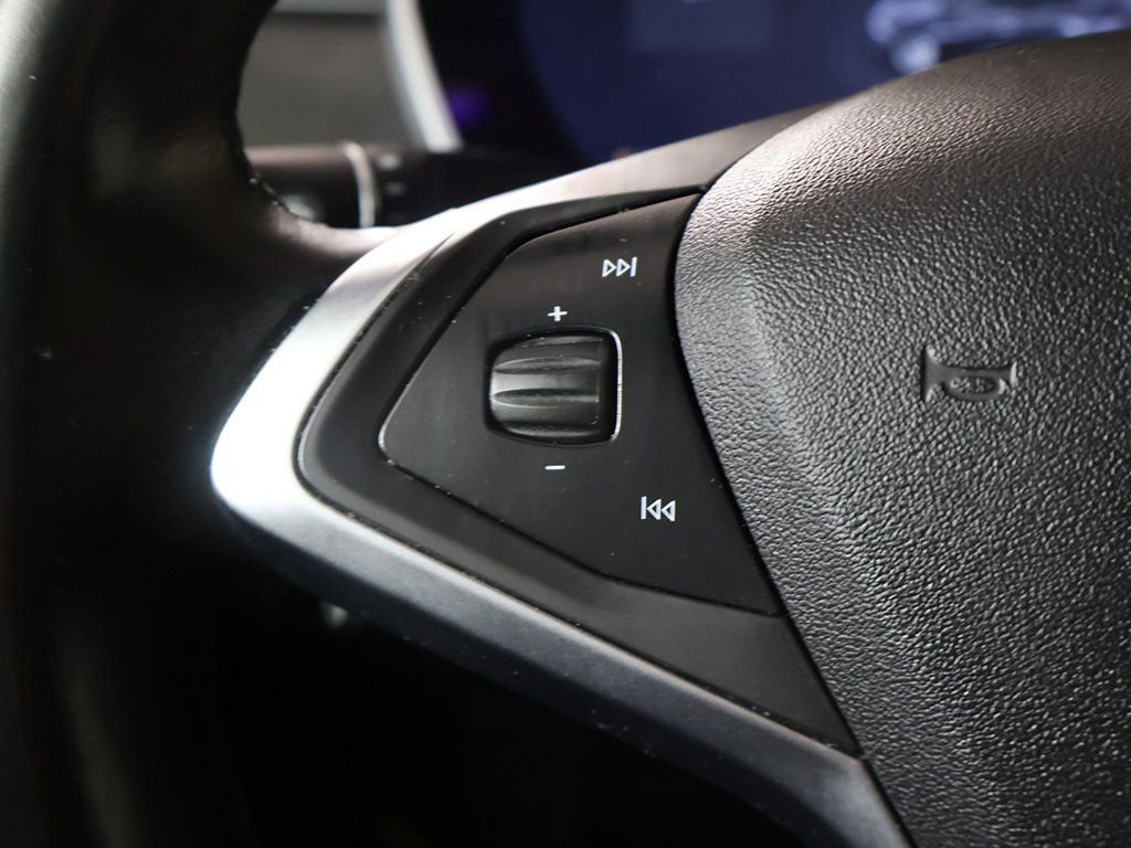 Used 2015 Tesla Model S 85D image 39