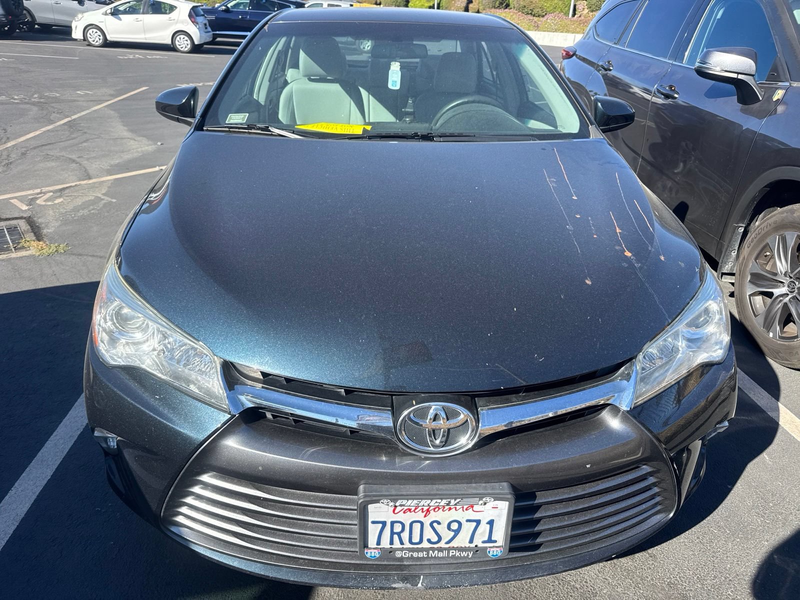 Used 2016 Toyota Camry LE FWD image 2