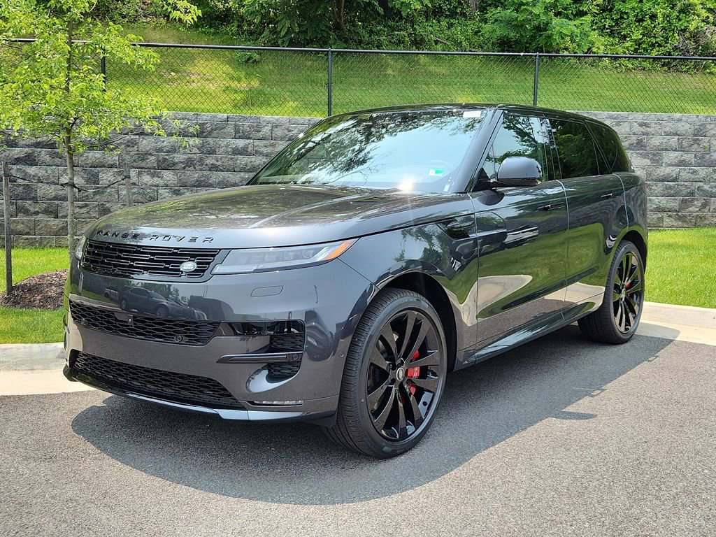 New 2025 Land Rover Range Rover Sport Dynamic SE