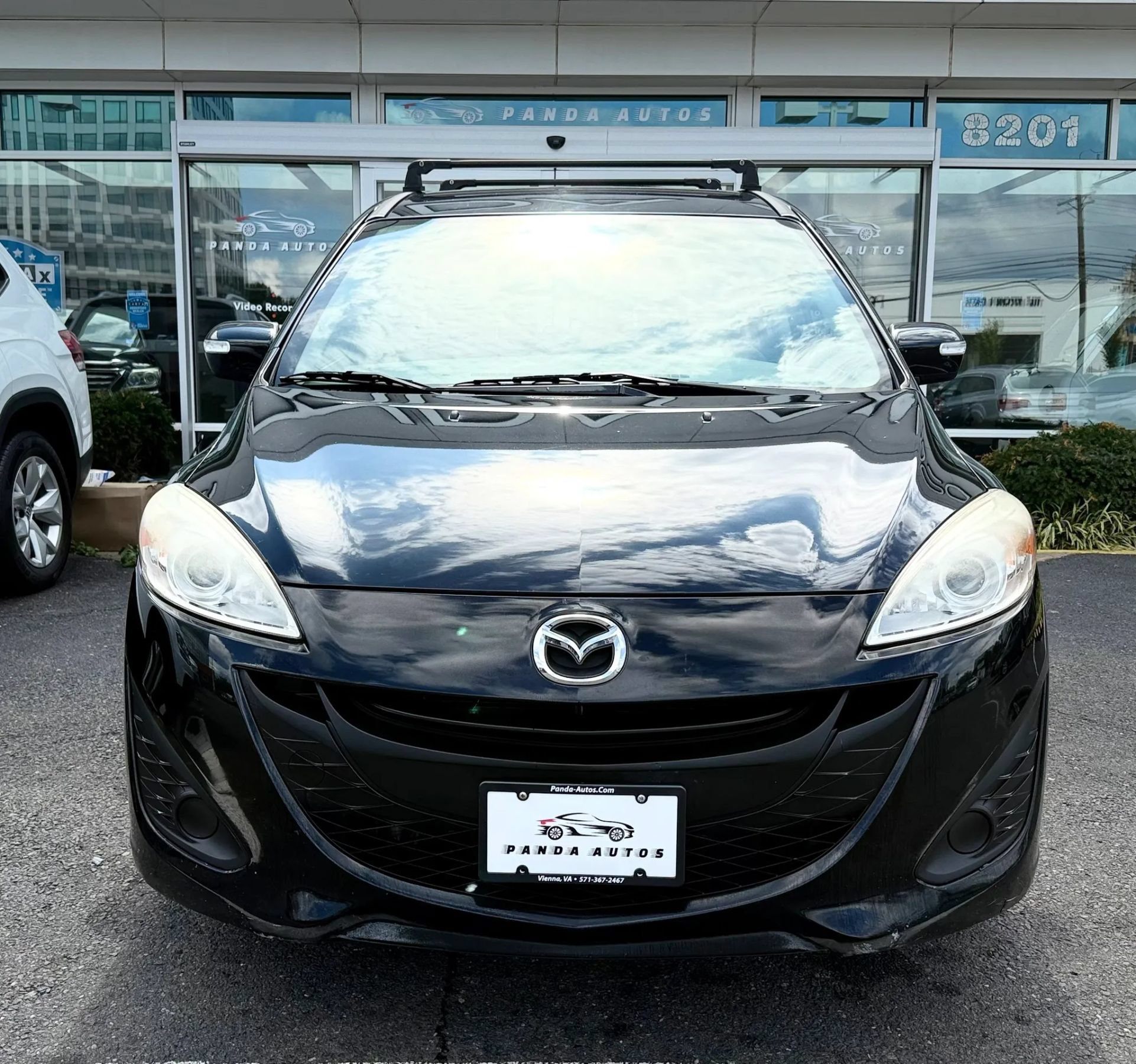 Used 2014 MAZDA MAZDA5 Sport FWD image 2
