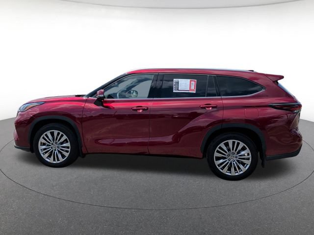 Used 2026 Toyota Highlander Platinum AWD/4WD image 2