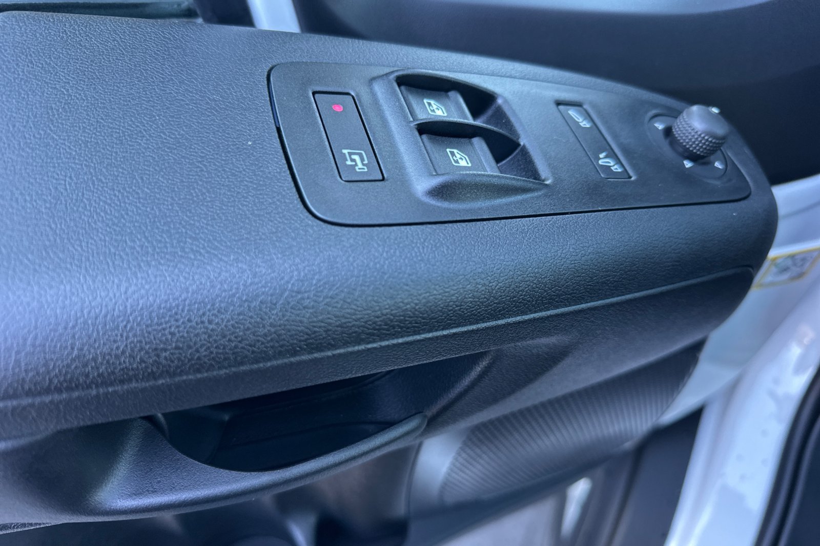 New 2027 RAM ProMaster 1500 w/ Safety Group FWD image 11
