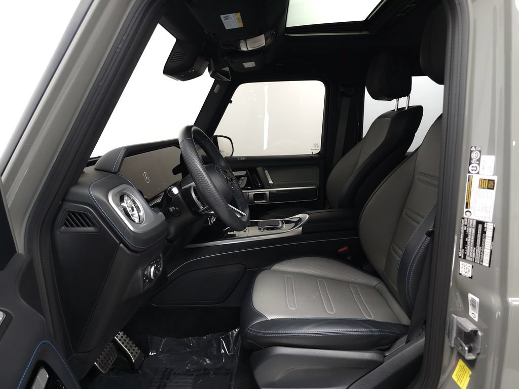 Used 2025 Mercedes-Benz G 580 w/ EQ Technology image 8