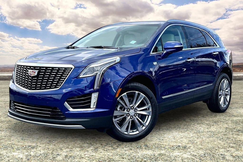 Certified 2025 Cadillac XT5 Premium Luxury FWD image 3