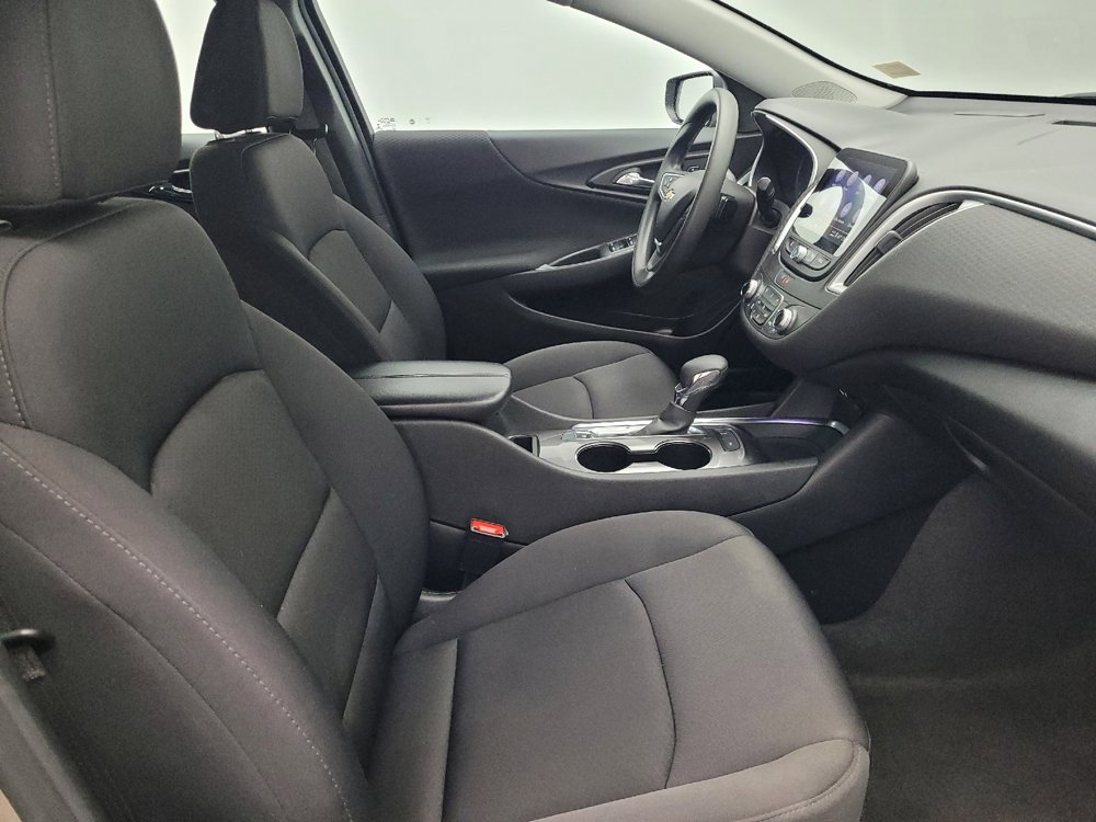 Used 2024 Chevrolet Malibu LT image 21