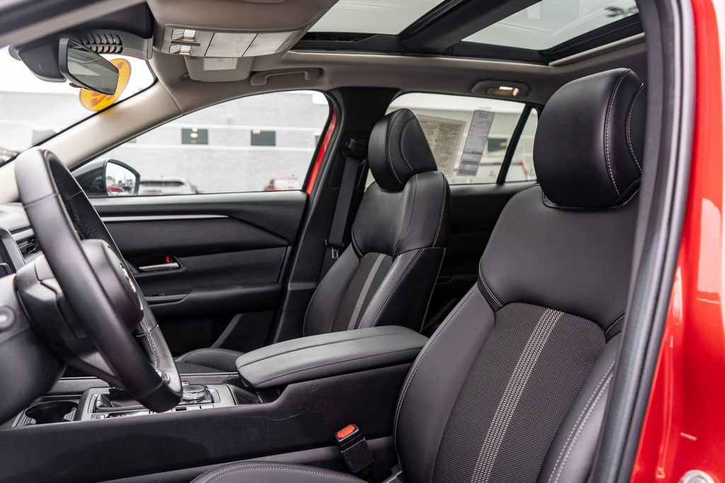 Used 2025 MAZDA CX-50 AWD 2.5 S w/ Premium Package image 21