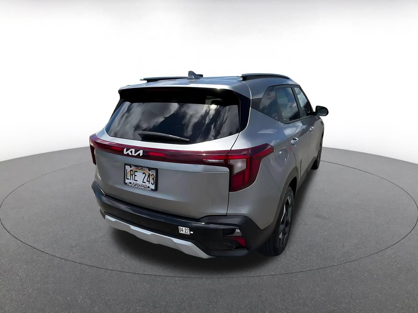 Used 2025 Kia Seltos S FWD image 13