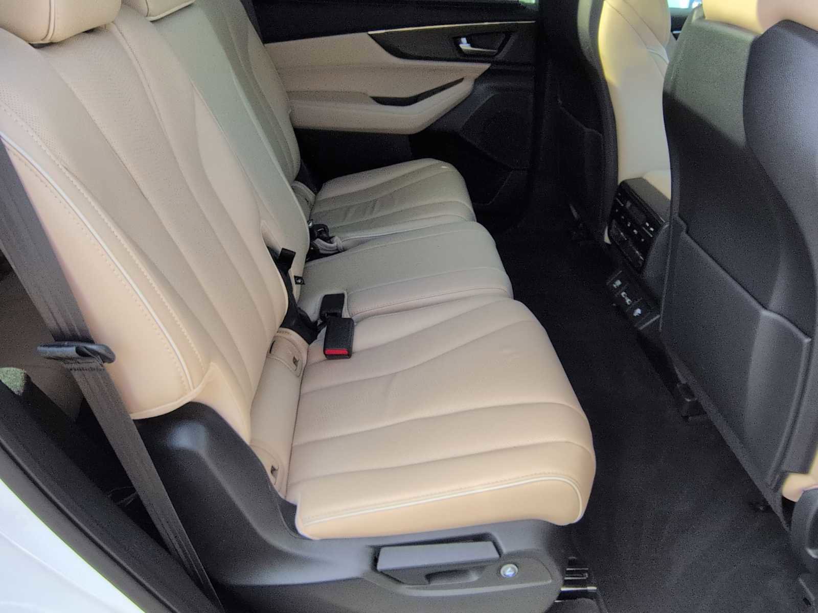 Used 2023 Acura MDX SH-AWD w/ Advance Package image 21