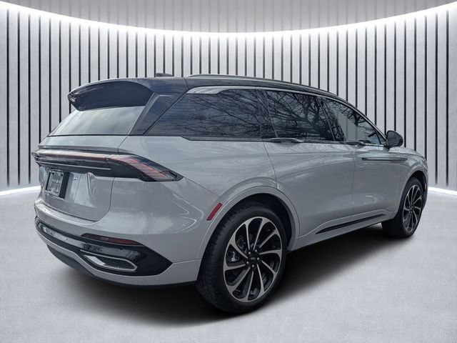 New 2026 Lincoln Nautilus Black Label image 3