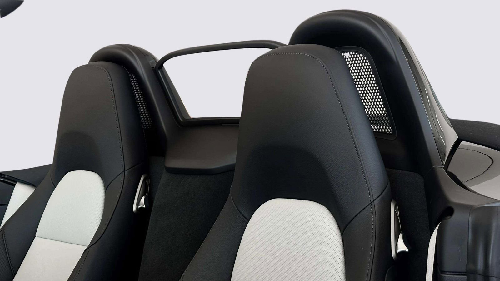 Used 2025 Porsche 718 Boxster S image 23