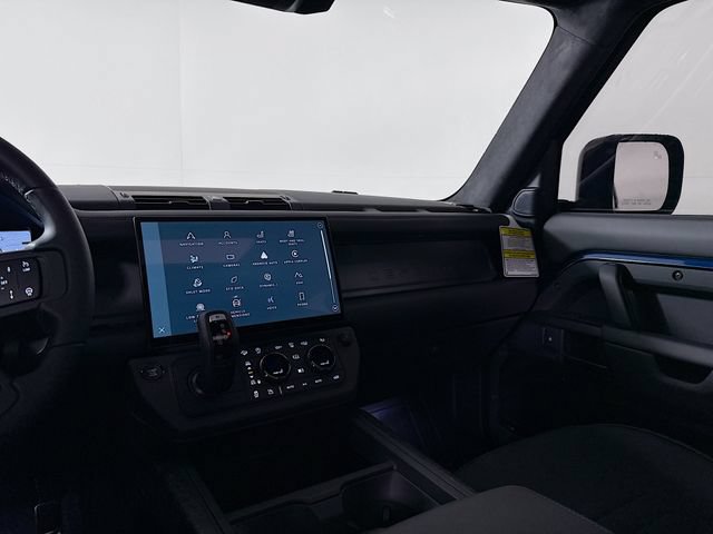 New 2026 Land Rover Defender 110 OCTA AWD/4WD image 26