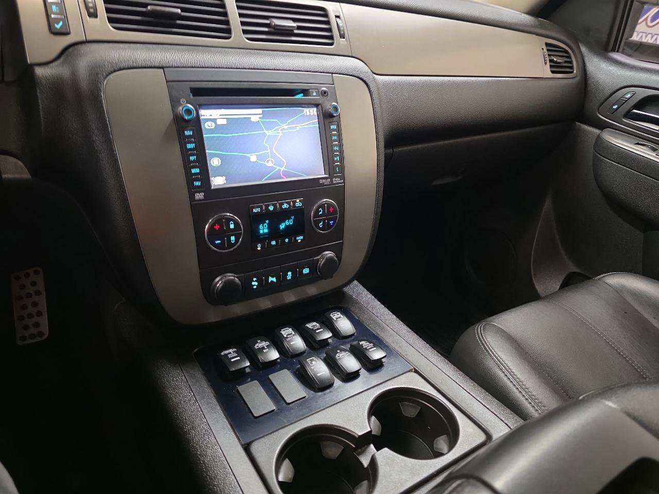 Used 2013 Chevrolet Silverado 2500 LTZ w/ LTZ Plus Package image 59