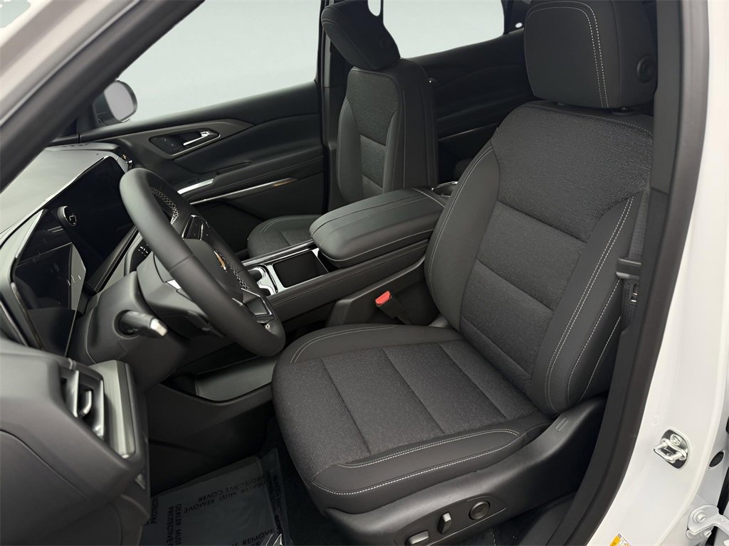 New 2026 Chevrolet Traverse LT image 18