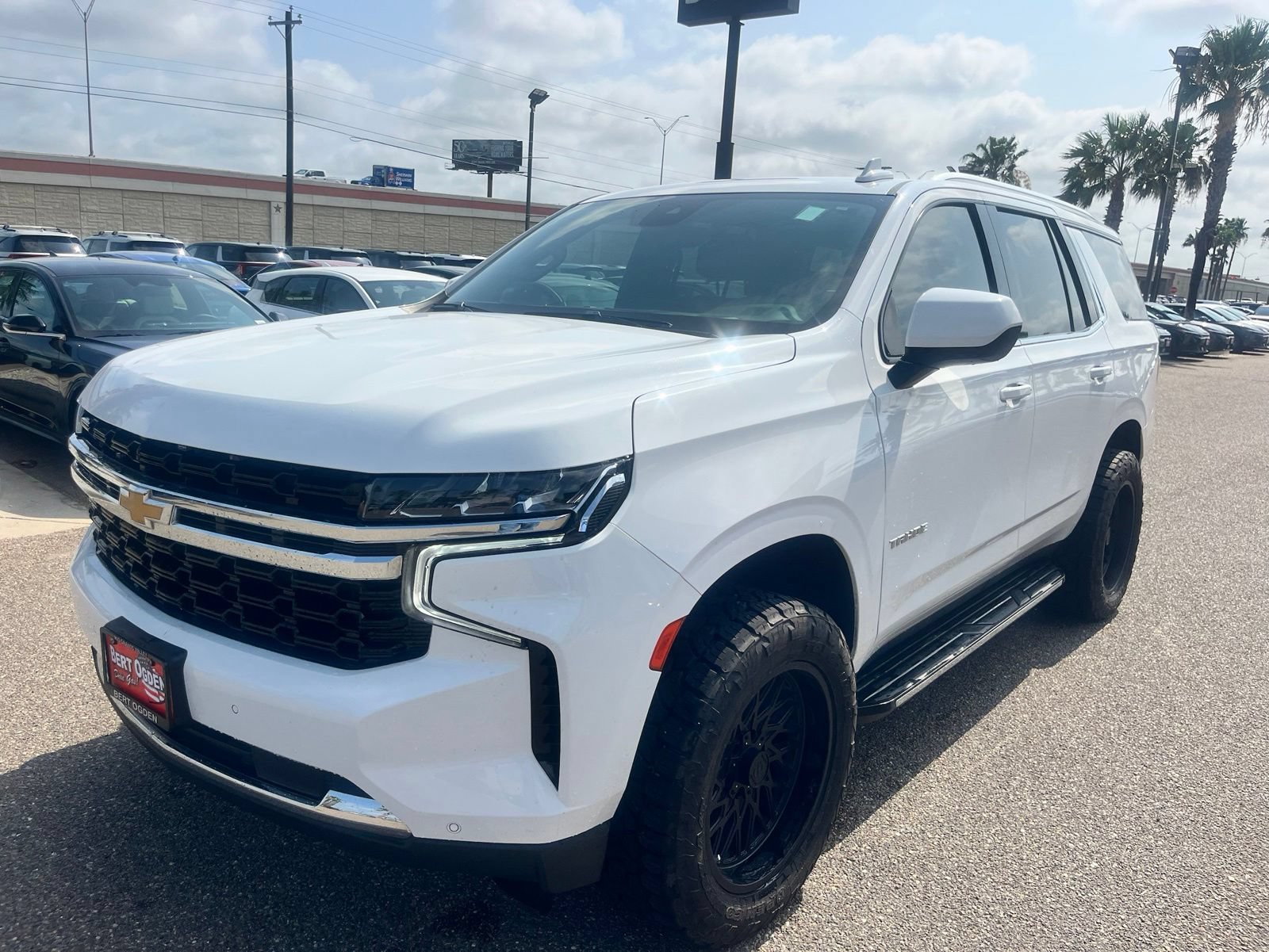 Used 2024 Chevrolet Tahoe LS w/ Driver Alert Package RWD image 5