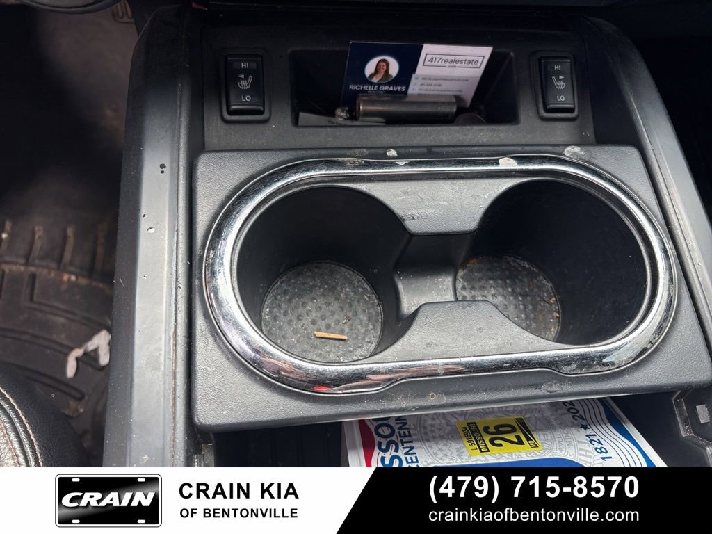 Used 2018 Nissan Titan SL w/ Midnight Edition AWD/4WD image 27