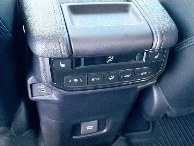Used 2026 Toyota Grand Highlander AWD Hybrid image 17