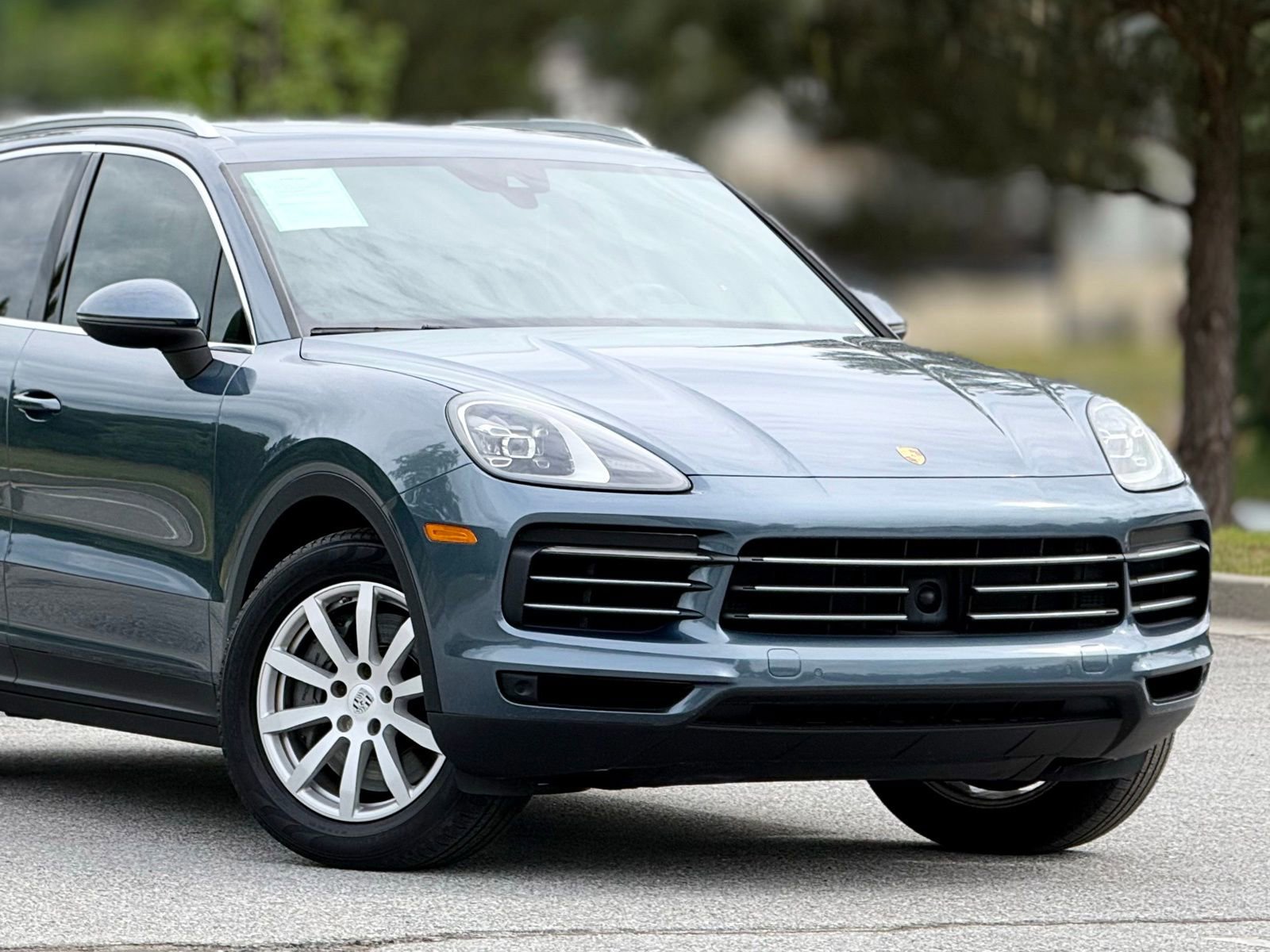 Used 2019 Porsche Cayenne S w/ Premium Package AWD/4WD image 47
