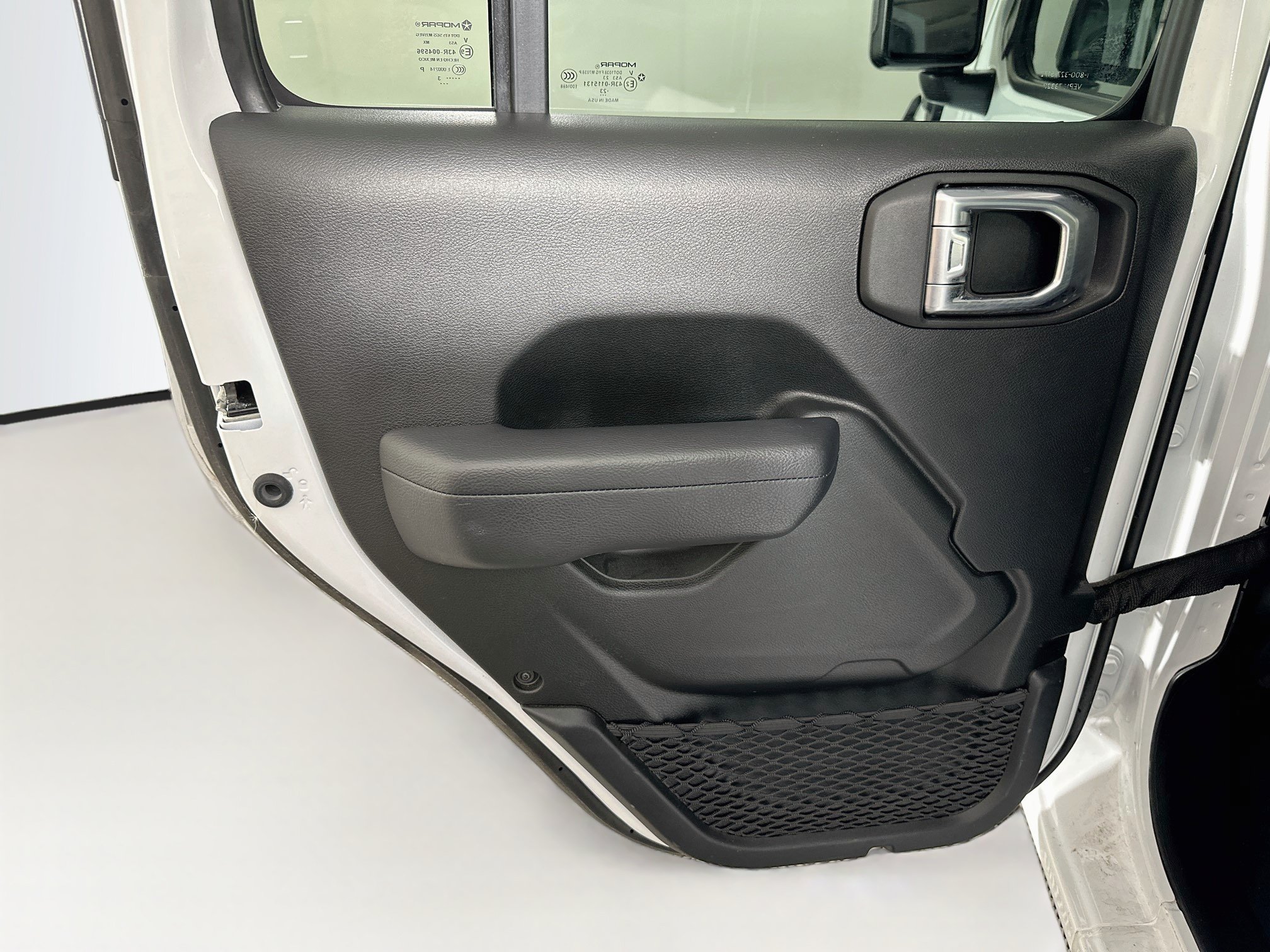 Used 2024 Jeep Wrangler Unlimited AWD/4WD image 24
