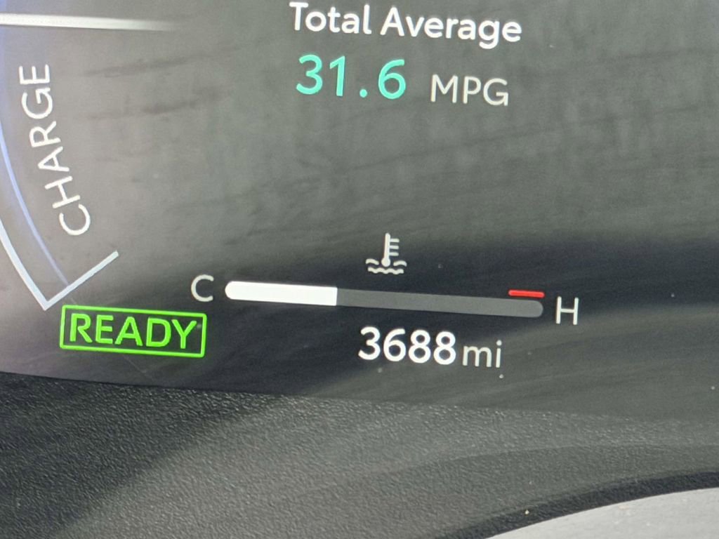 Used 2025 Toyota Sienna Platinum image 31