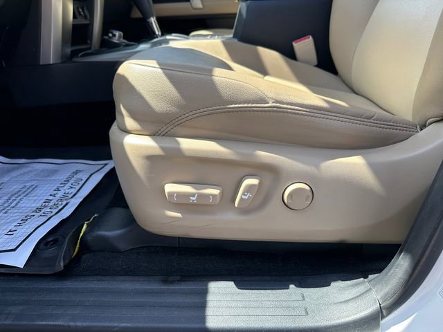 Used 2019 Toyota 4Runner SR5 Premium w/ Convenience Package AWD/4WD image 20