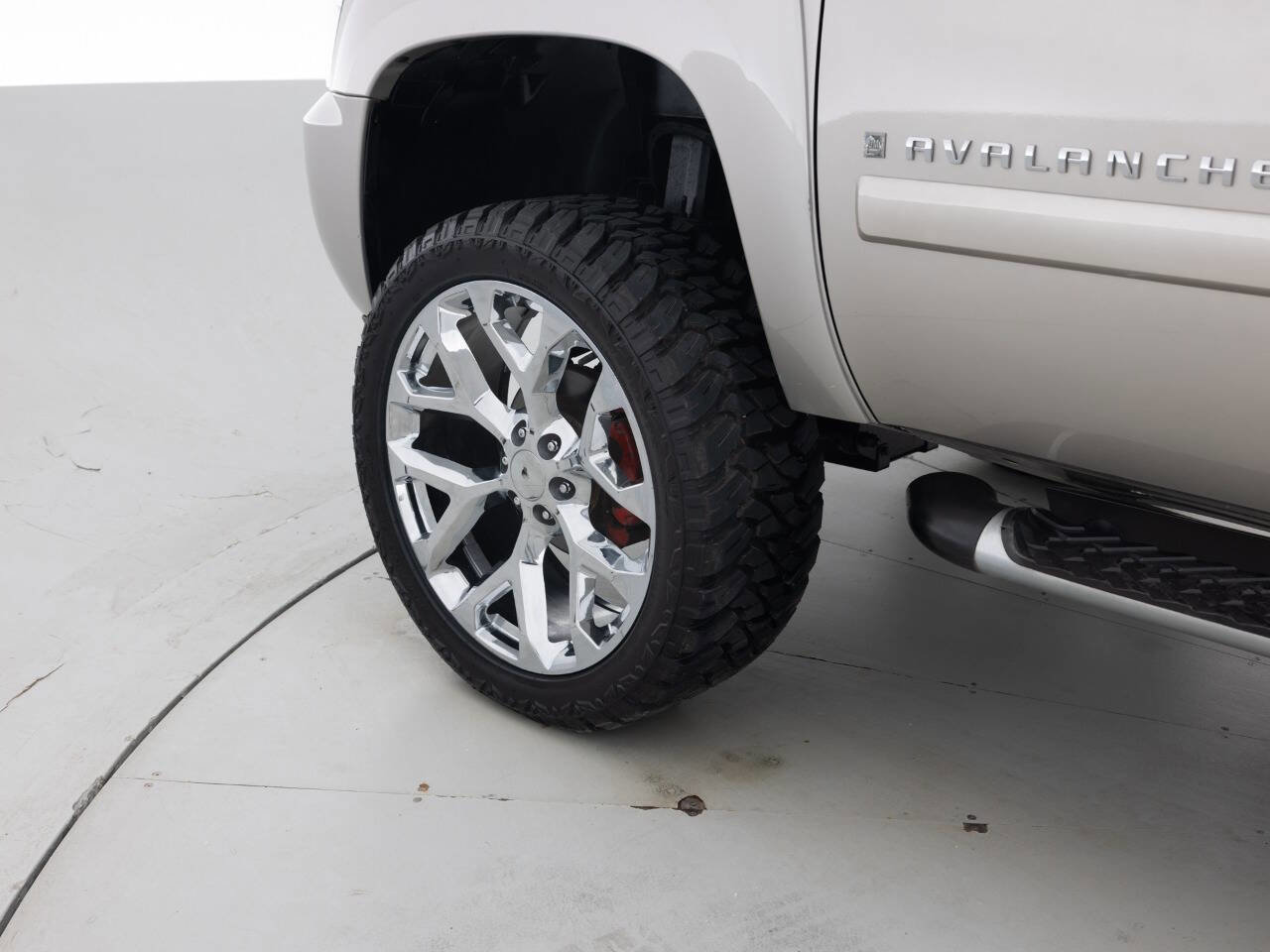 Used 2007 Chevrolet Avalanche LT w/ LT Preferred Equipment Group AWD/4WD image 18